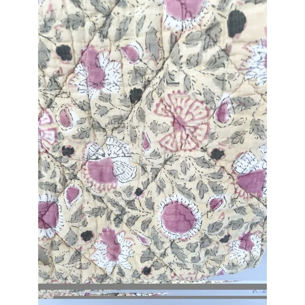 2 Pottery Barn Standard Pillow Shams Yellow White Flower Cotton Cottage Vintage
